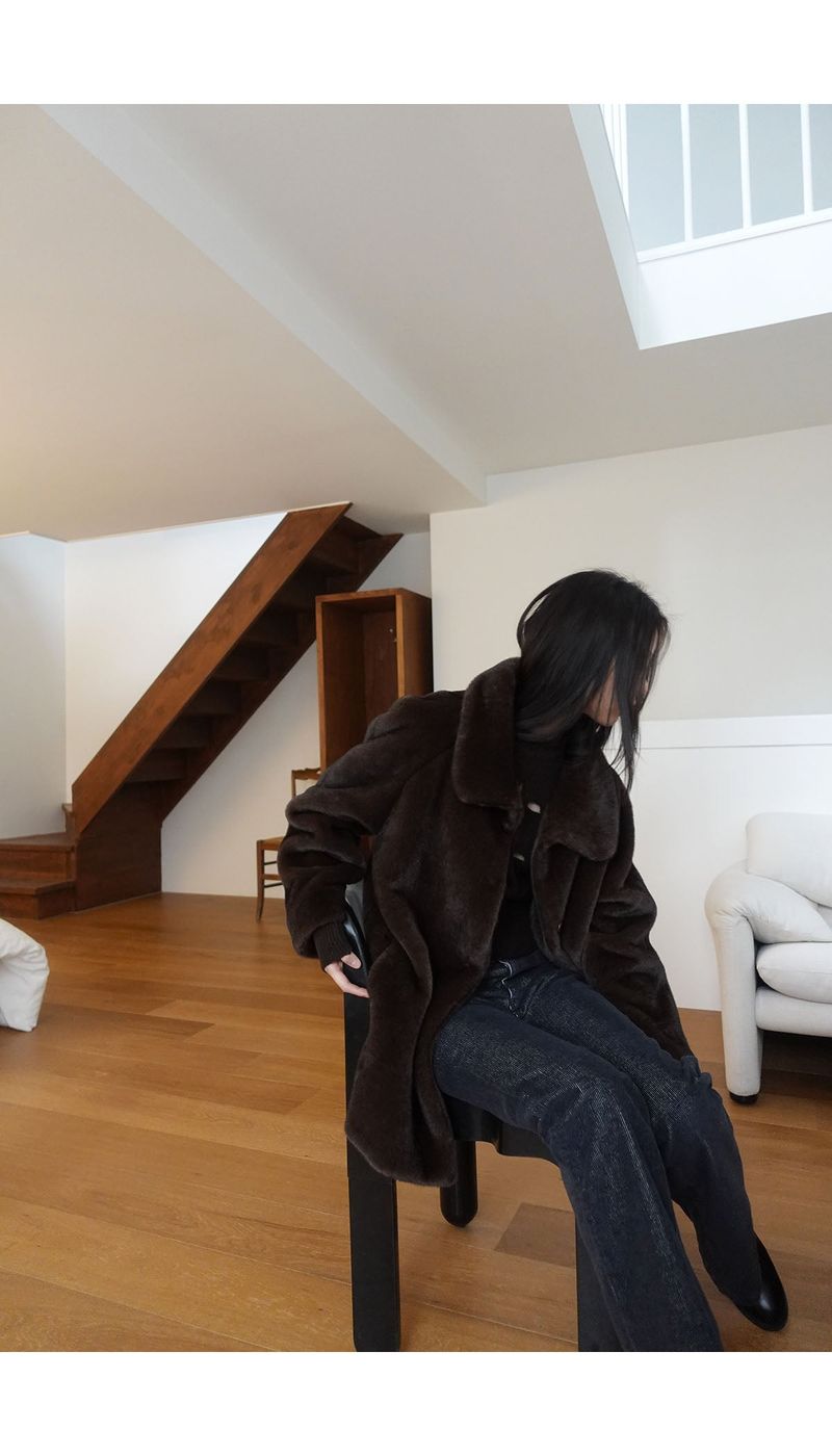 grandma brown fur coat