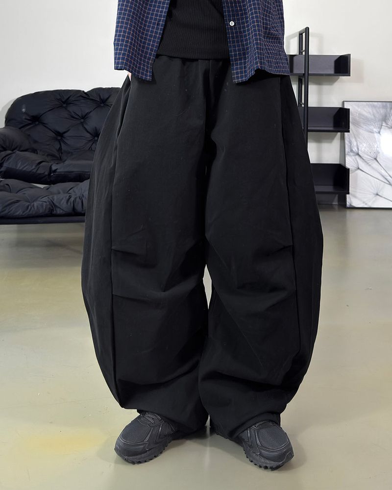 Trevil Patch Balloon Chino Pants