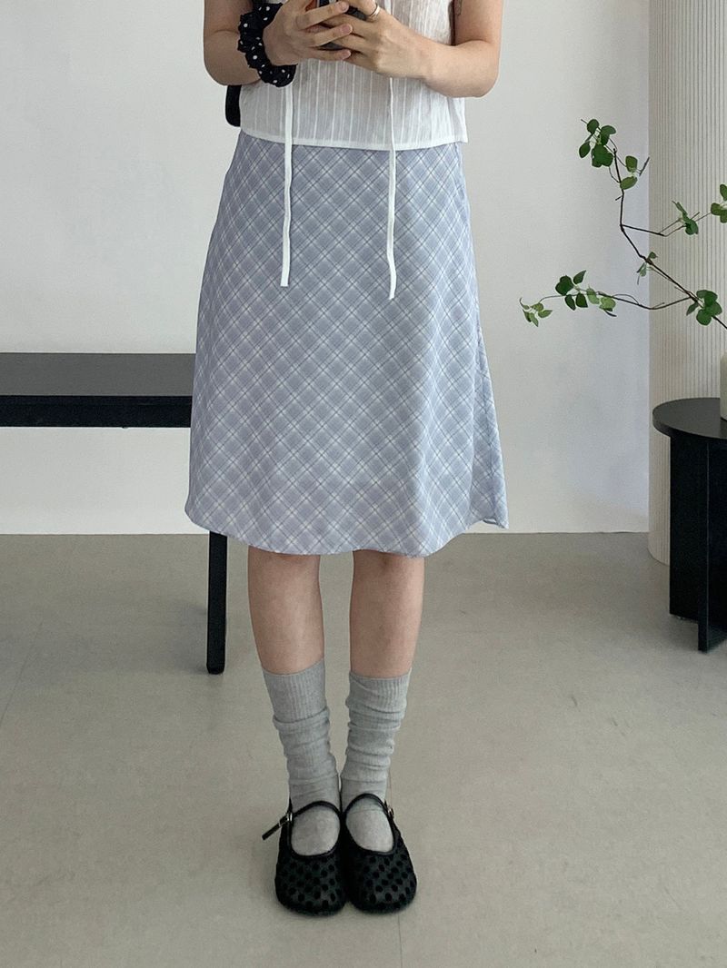 ROIA（ロイア）の「Sovy check flare midi skirt（Skirts）」