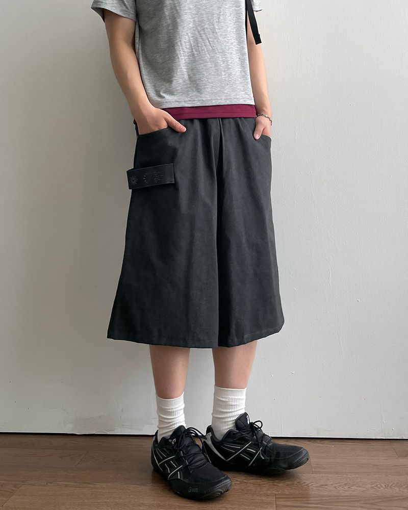 Solty Strap Bermuda Pants