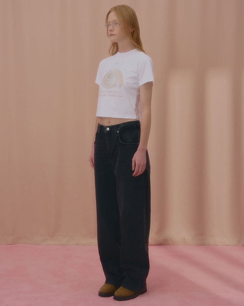 CHARMING SHELL CROP TSHIRT-WHITE