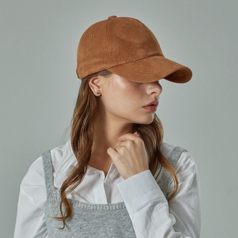 VA Curved Oval Metal Suede Ball Cap  / Brown