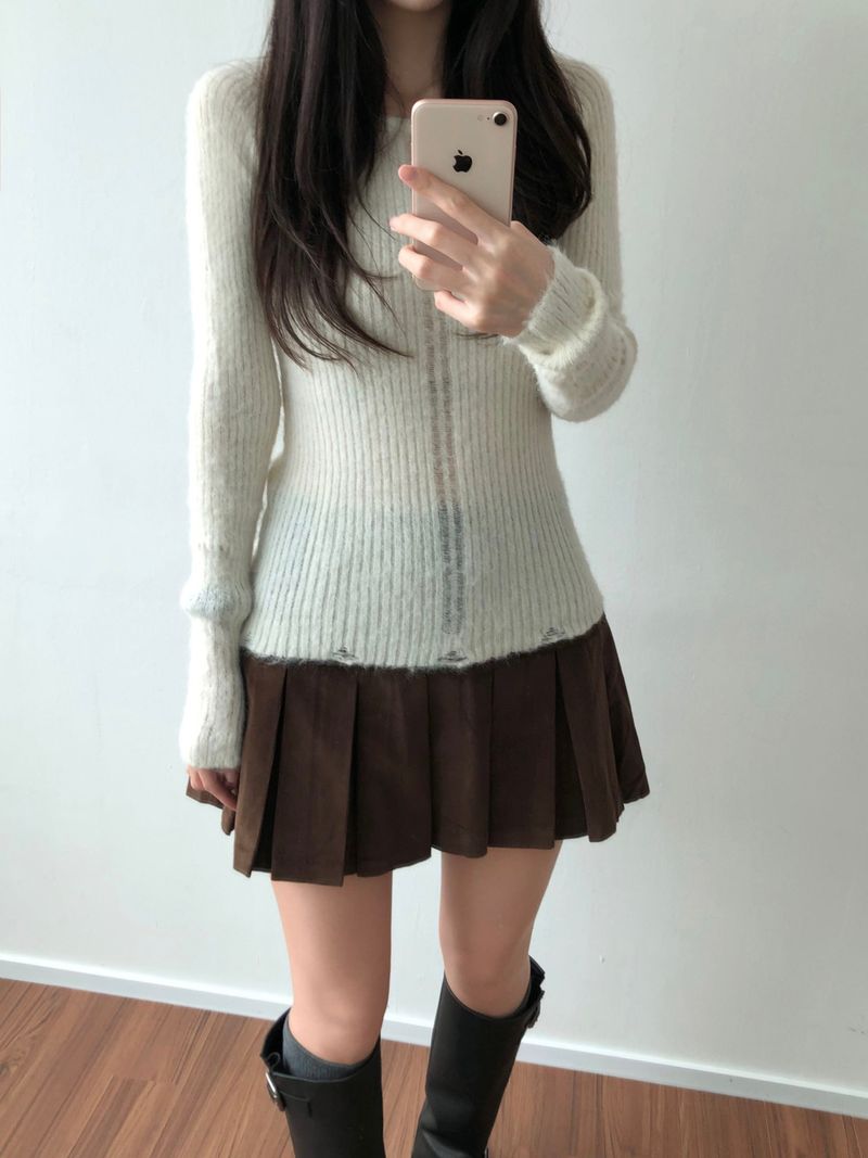 Archie Damage Knitwear (3 colors)