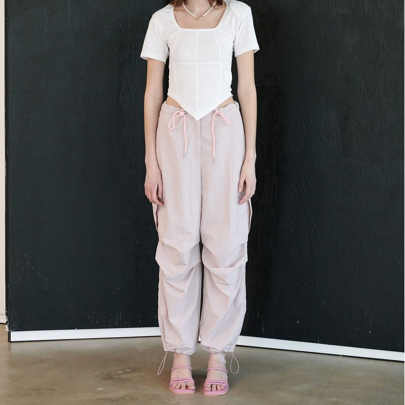 MOIFAIRE(モイフェア)の「 SUMMER CARGO PANTS, PINK(Pants)」