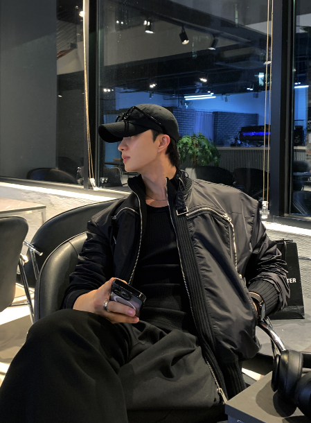 Locus Heathrow Bandad Cropped Windbreaker Jacket