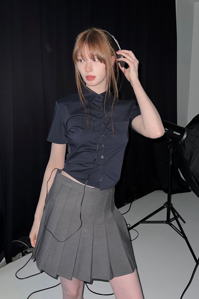 SLIM LINE CROP SHIRTS (NAVY)