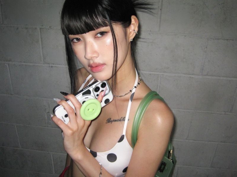 Lime choco button tok (Round), Mag safe