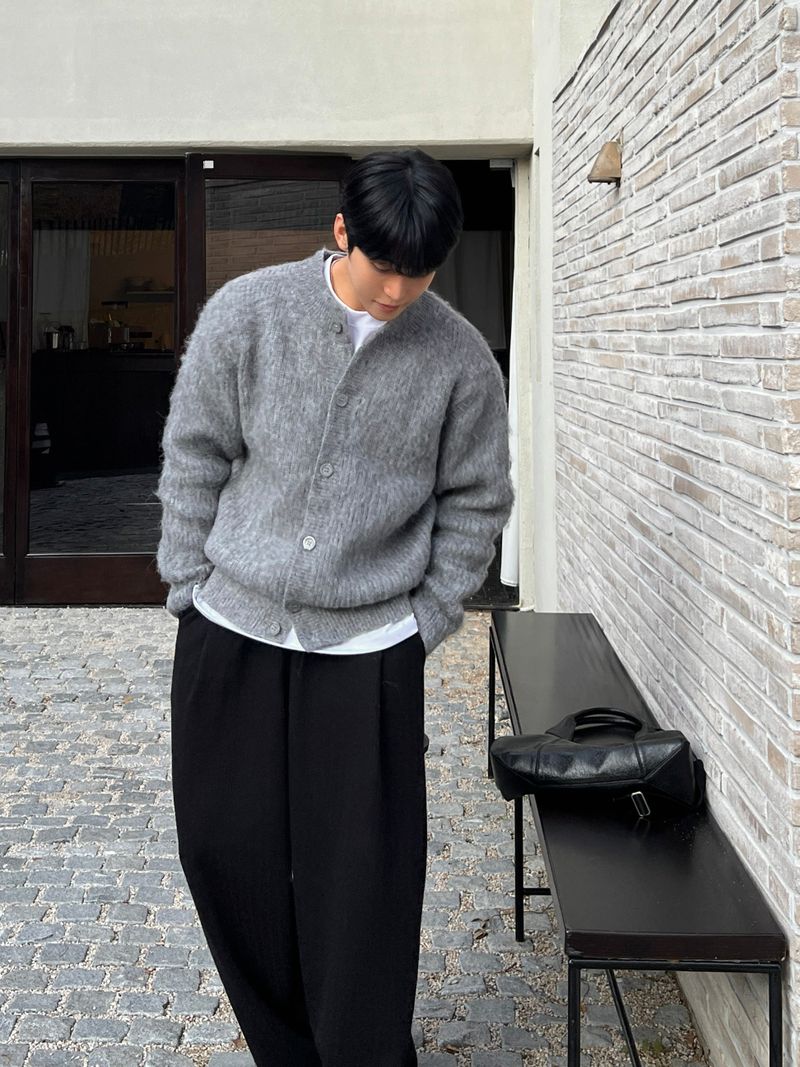 Brush wool cardigan