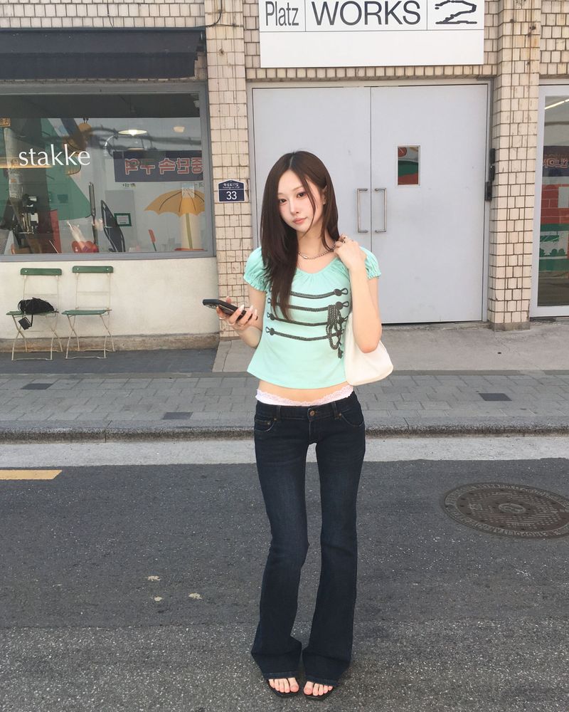 Vintage sagging boots cut pants
