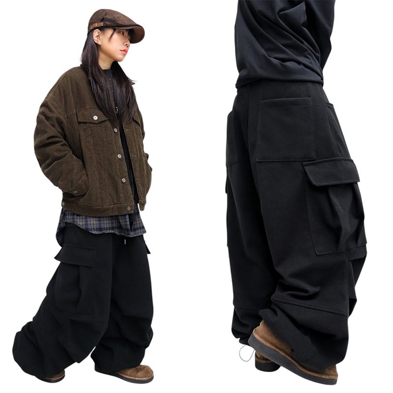 Wide Wool Pleated Cargo Pants