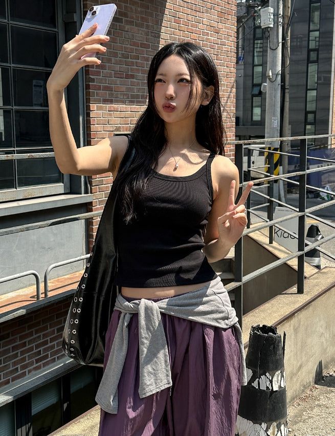 ULAN（ユレン）の「[U-BASIC] Mute Boldline Basic Crop Sleeveless（Tops）」