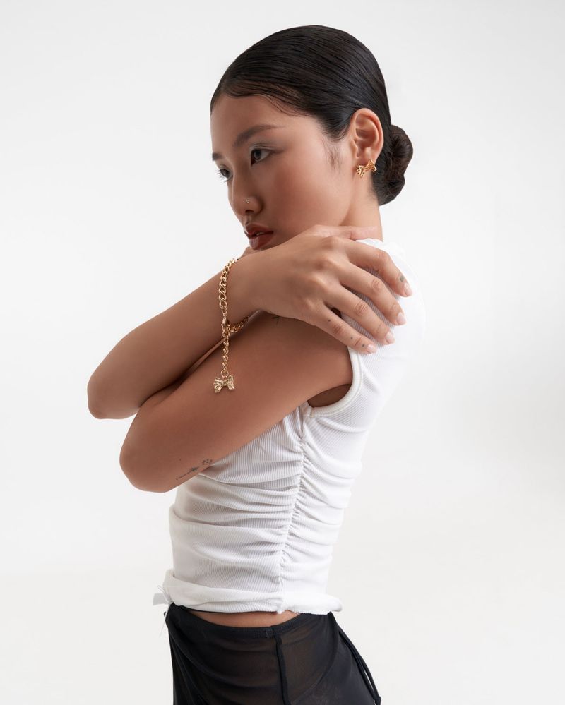 Ribbon gold chain bracelet