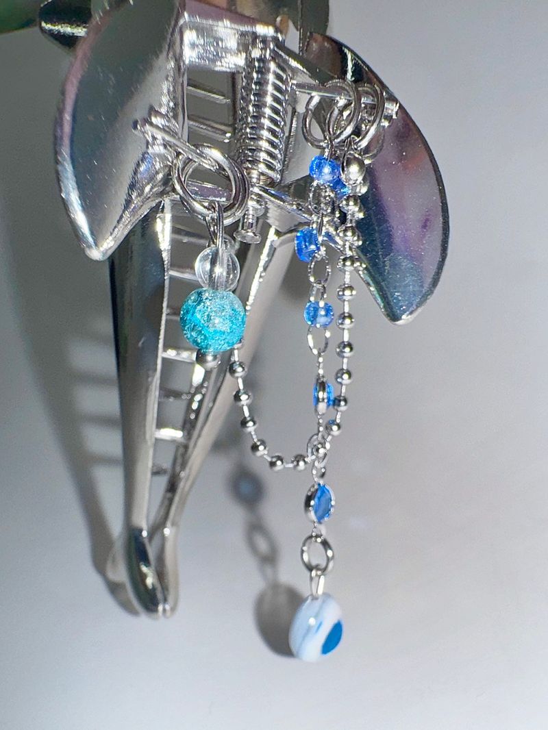Dolphin dream hairpin