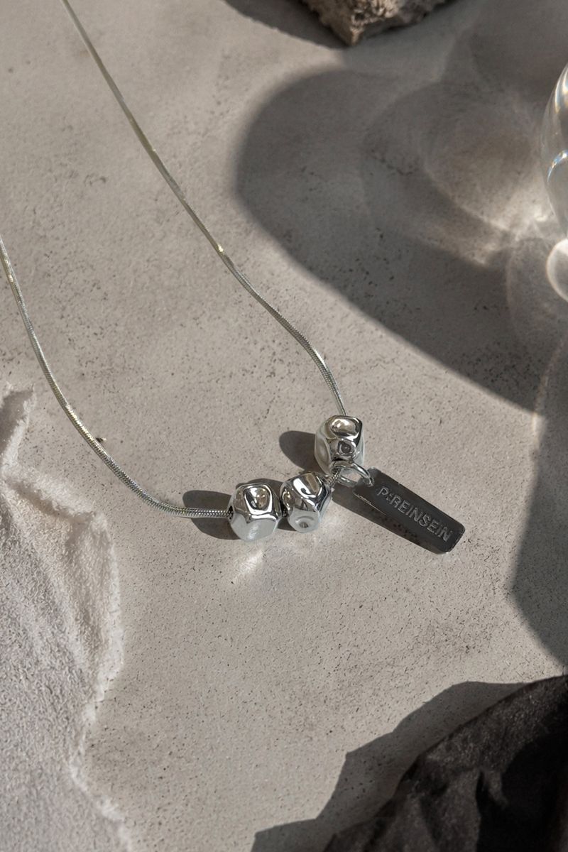 P:ReinSein（レインセイン）の「Snake chain] triple stone necklace（Accessories）」