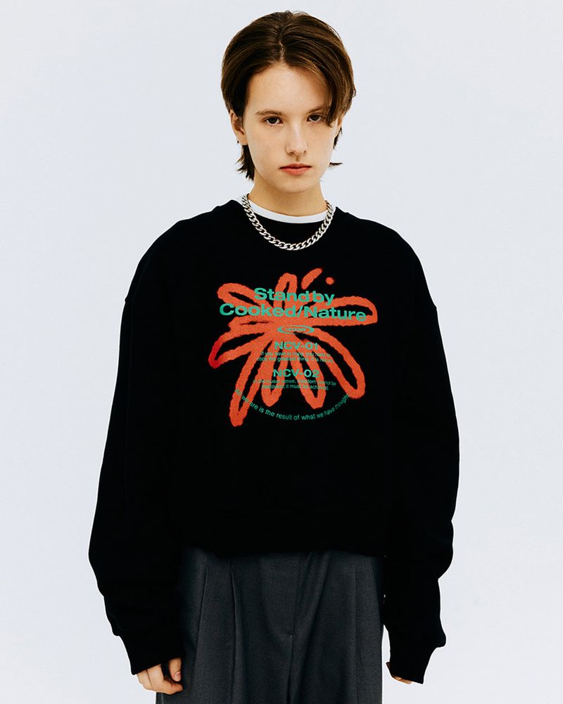 ROUND FLOWER LOGO CROP SWEATSHIRT-BLACK