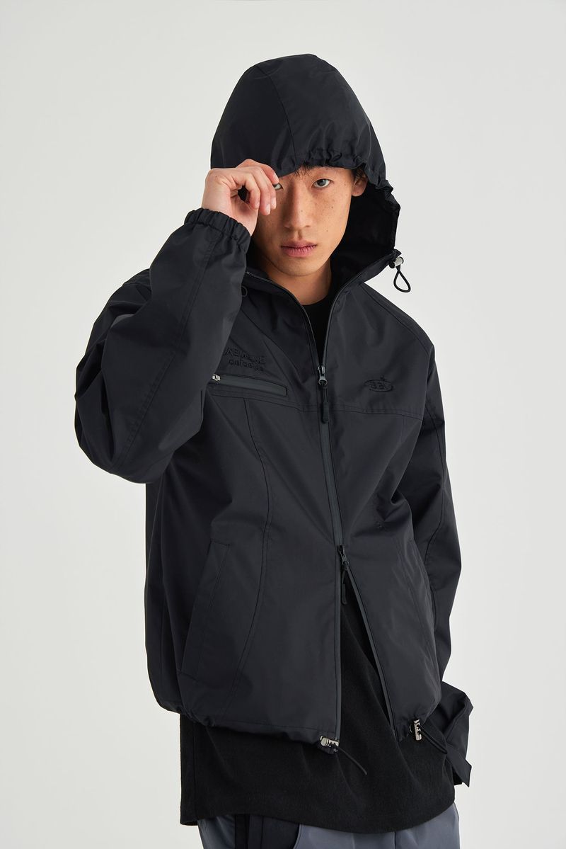 SYMBOL EMBROIDERY WINDBREAKER [BLACK]