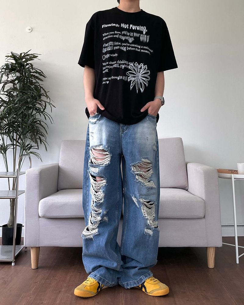 Destroyed brush denim pants