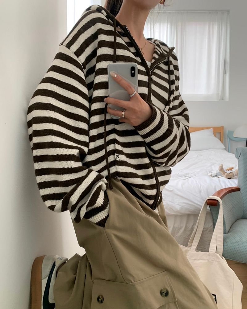 [MADE] Spell Food Border Knit Zip-Up