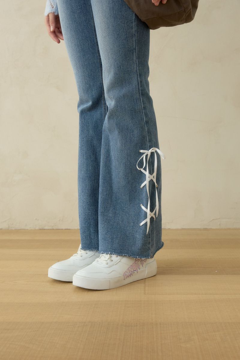 リボンローライズブーツカットパンツ