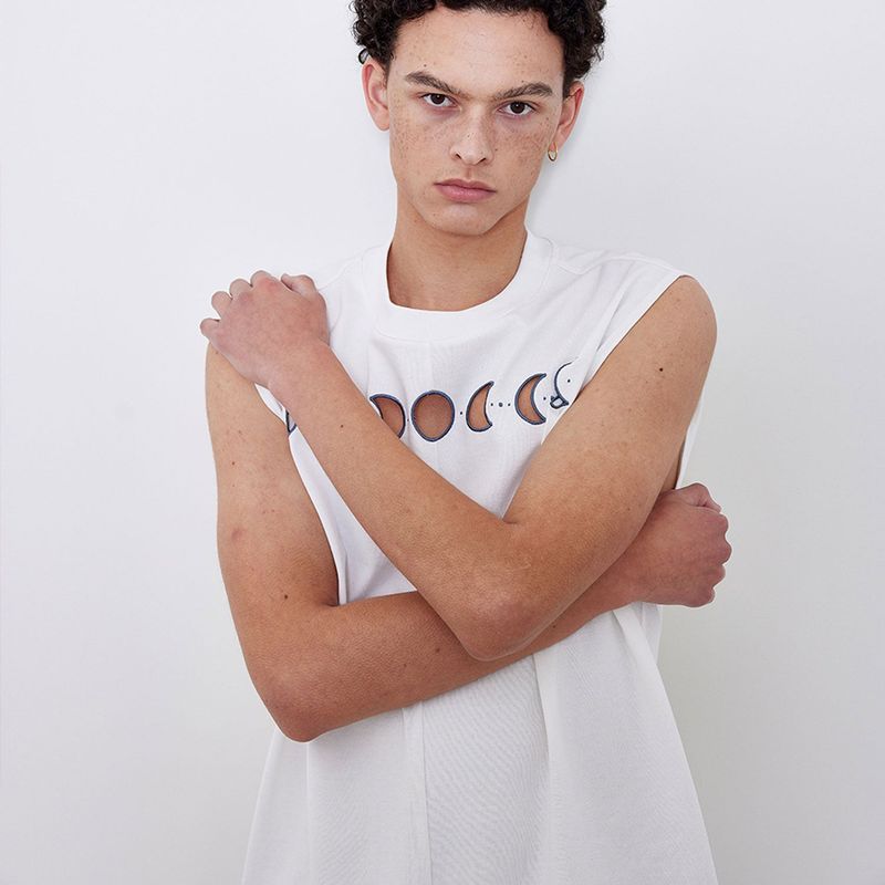 LUNAR SLEEVELESS TOP WHITE