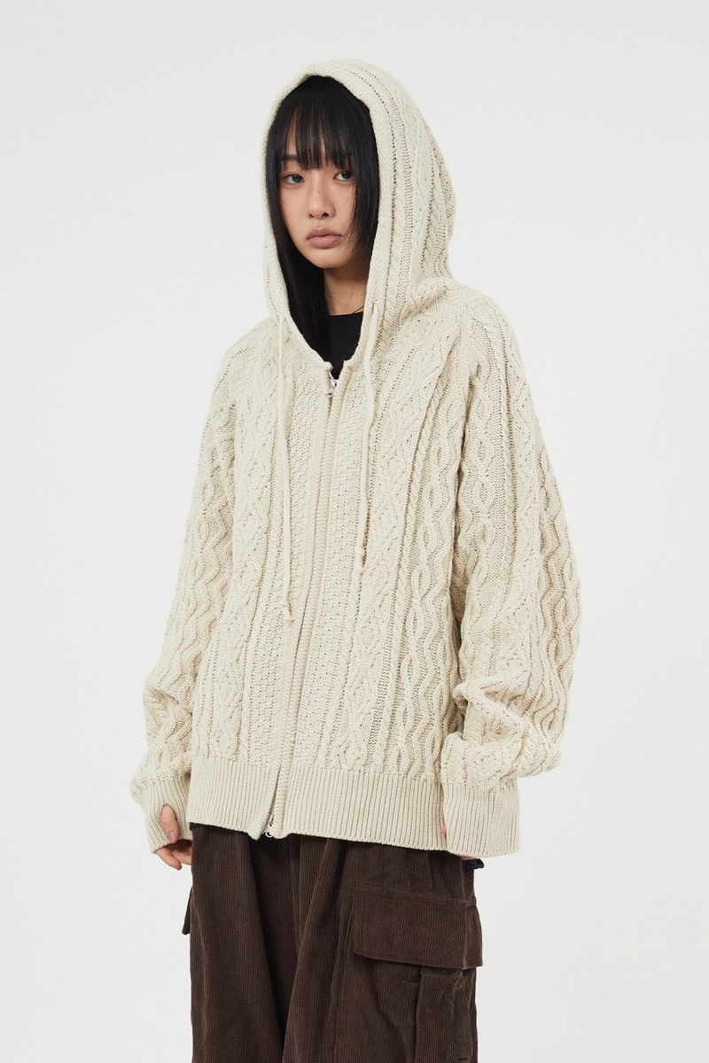 Raucohouse(ラウコハウス)の「Cable twisted knit hood zip-up(Tops)」