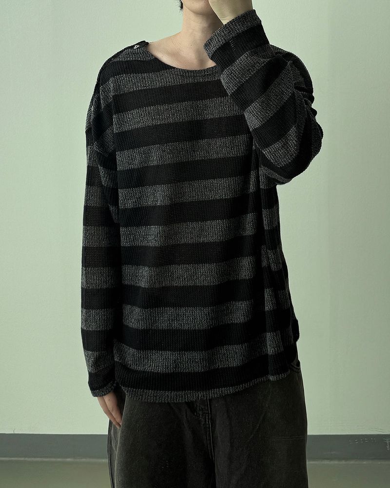 Lure shoulder snap stripe knit