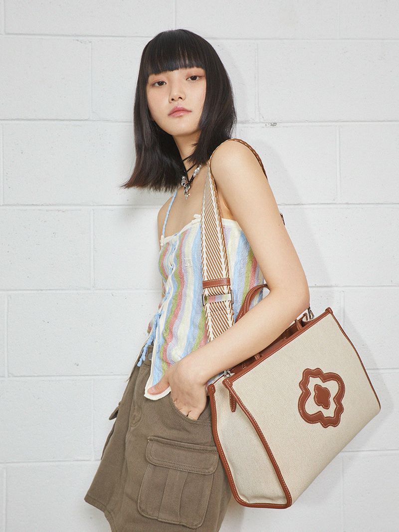 Oryany(オヤニ)の「Moroccan Rose Canvas Tote M(Bags)」