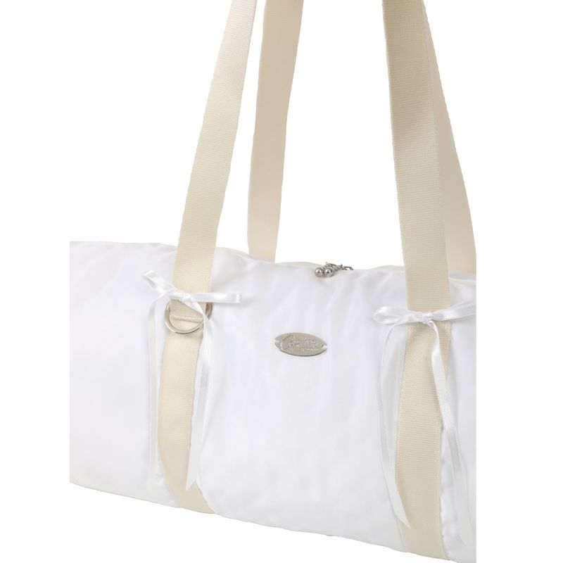 Glow duffle bag_white