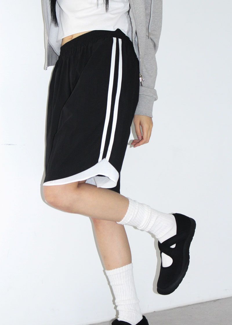 VELCRO SNEAKERS