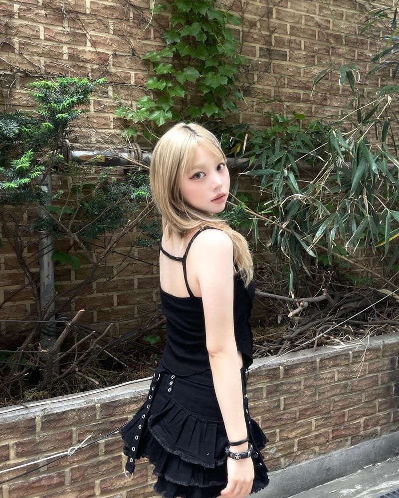 Rock and chic Sleeveless