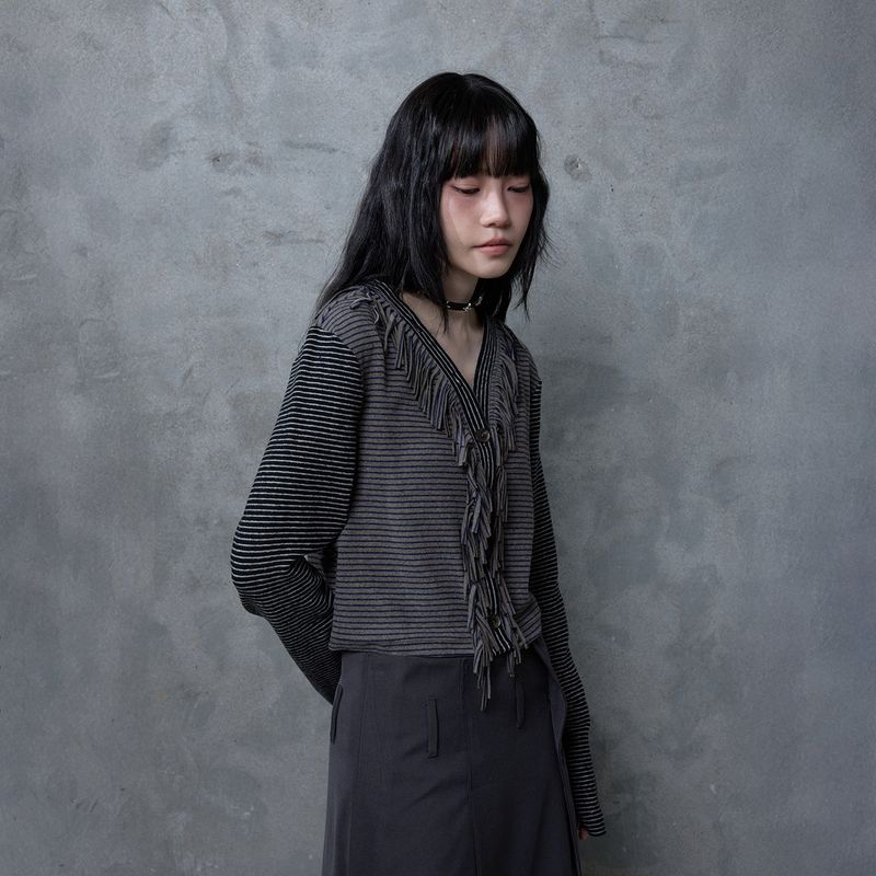 FRINGE STRIPE CARDIGAN: GREY