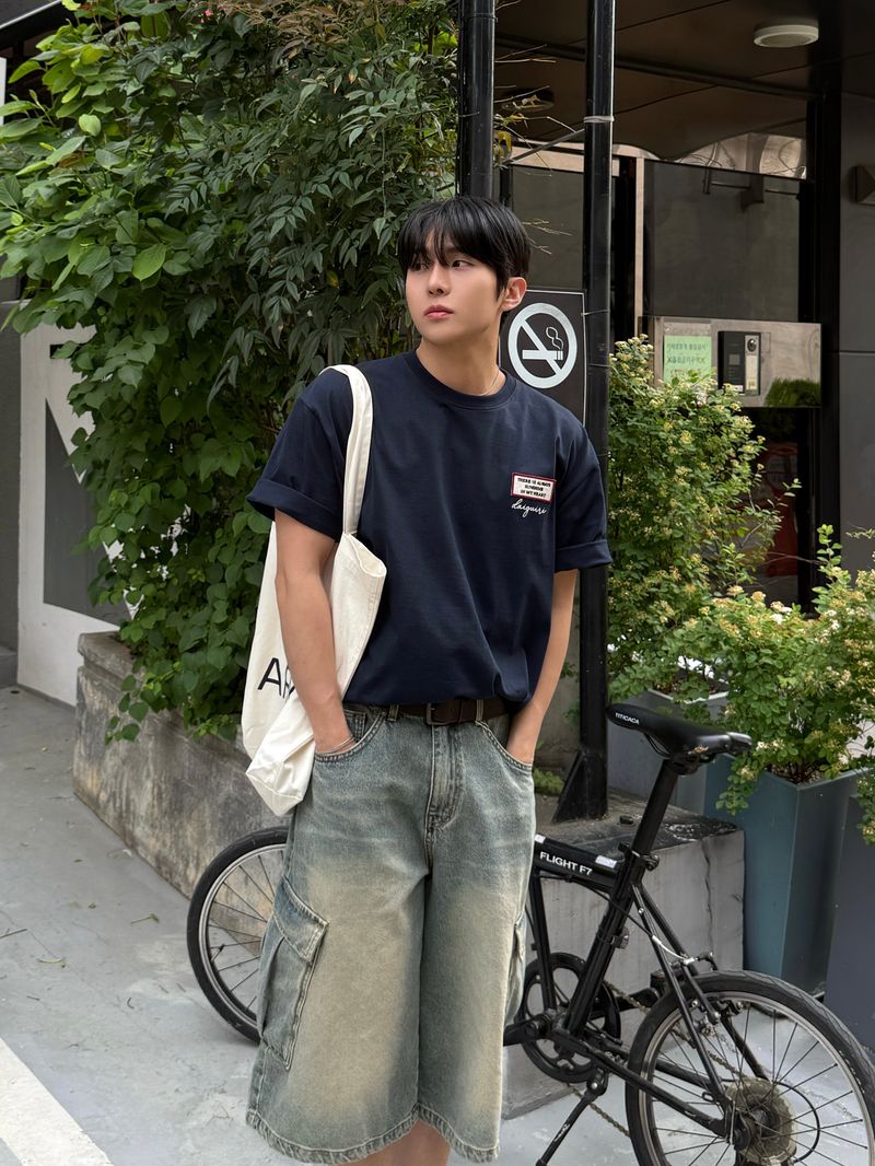 Quire patch embroidery short sleeve t-shirt