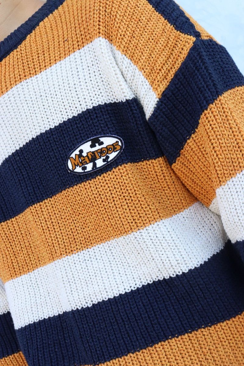 Patch border knit