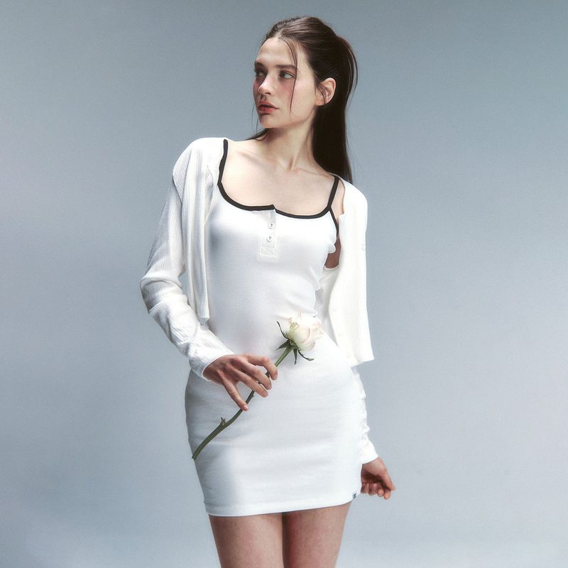 エッセンシャル コントラスト ミニドレス White