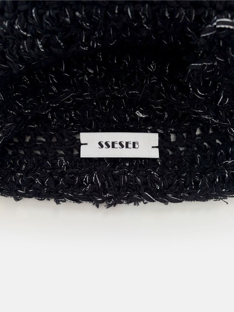 Fluffy Clover Beanie-Black