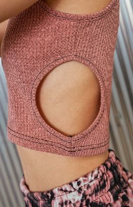 side hole sleeveless_pink