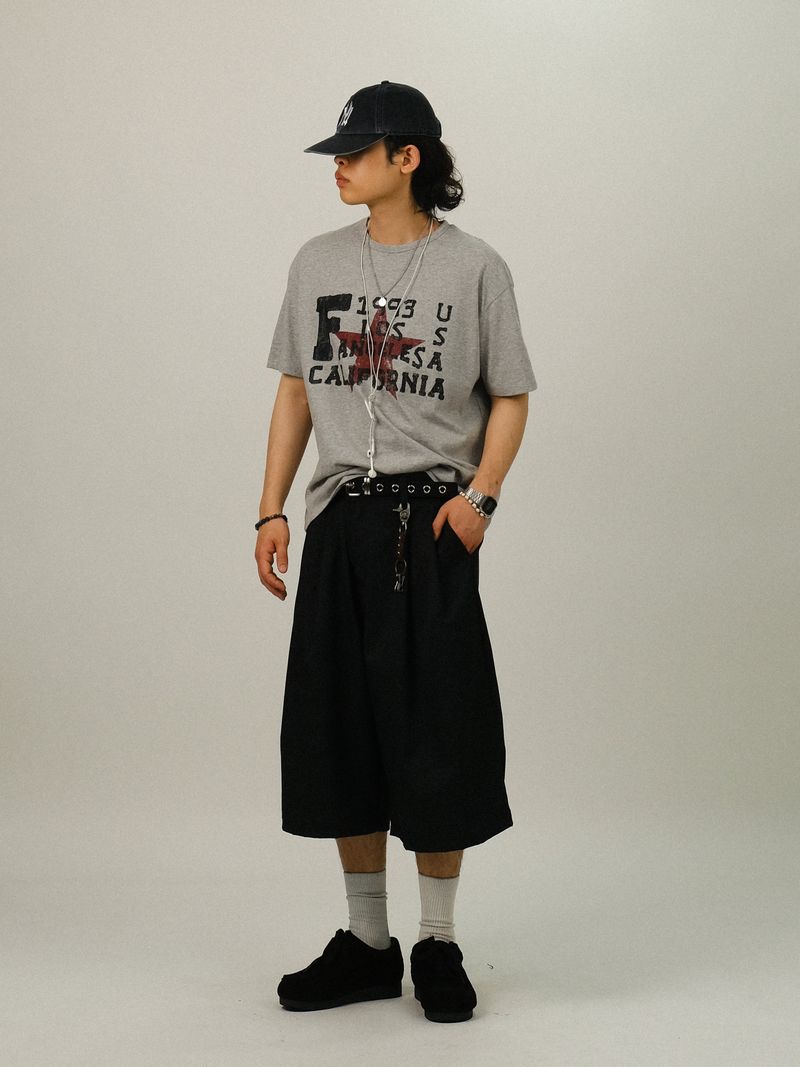 RU Cotton Two-tuck Bermuda Slacks