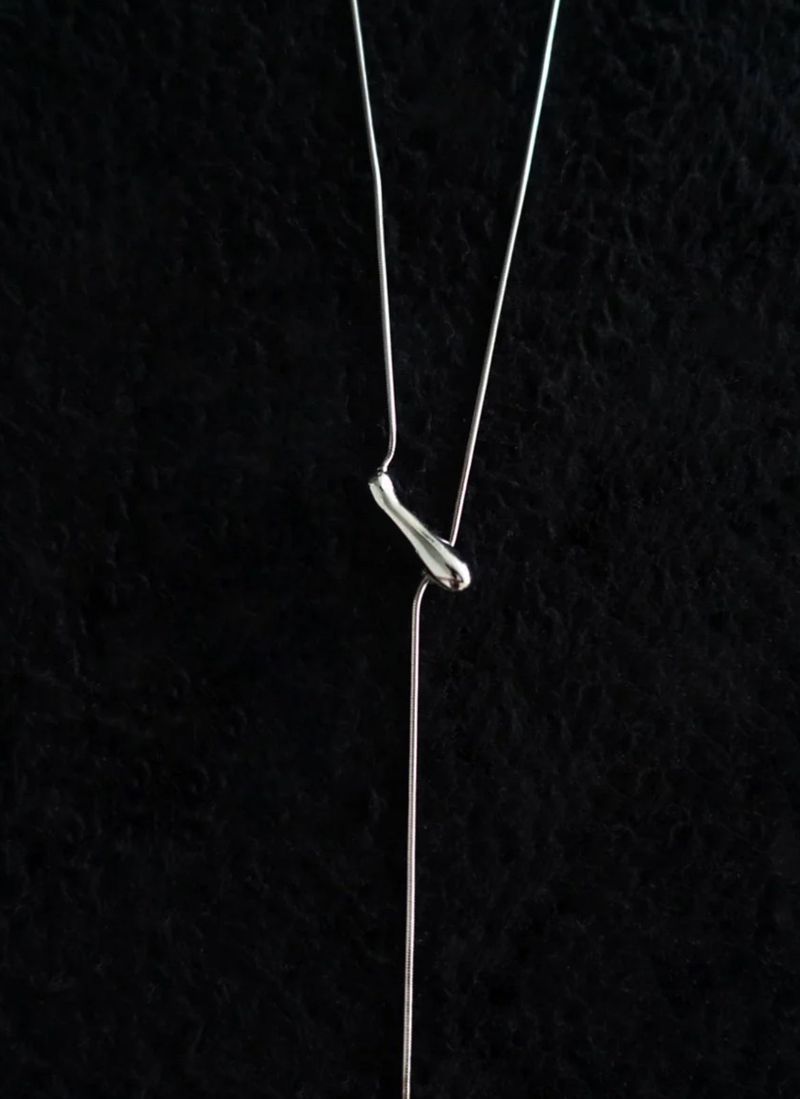 SILVER LINK NECKLACE