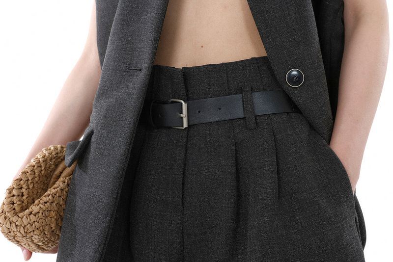 FRONT BELT SHORTS_CHARCOAL