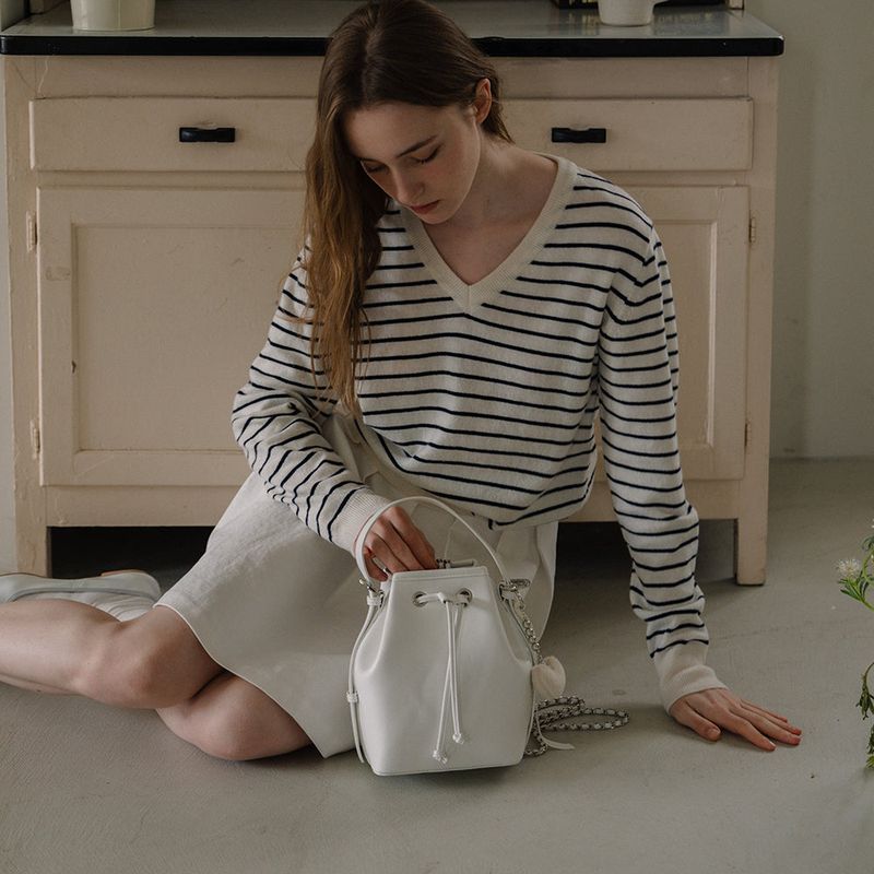 V-neck Stripe Knit - Ivory