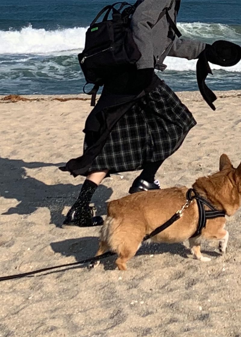 WOOHWA(ウファ)の「A BLACK CHECK SKIRT(Skirts)」