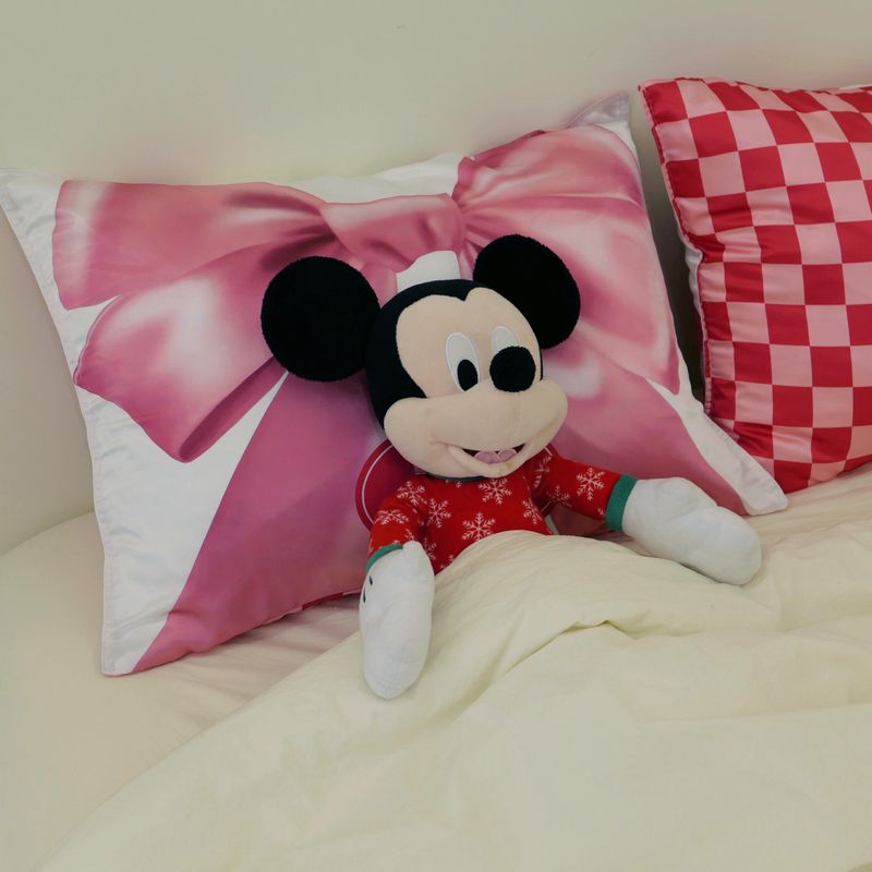 HER pillowcase