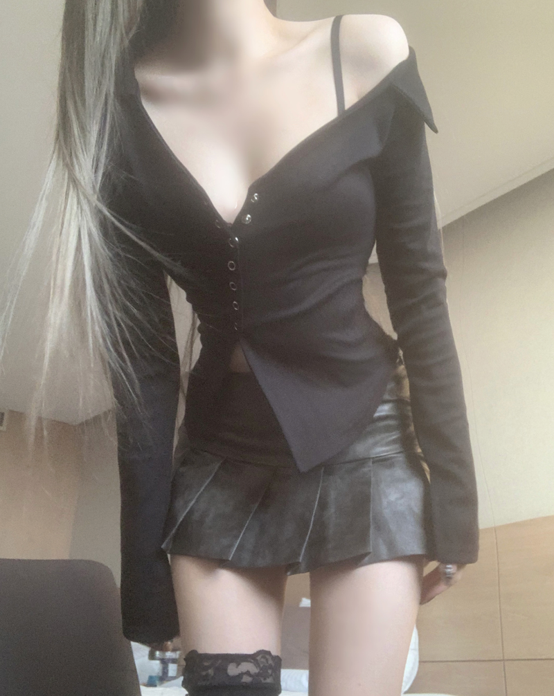 suzen(スゼン)の「Prairin Unbalanced Button Top (2color)(Tops)」
