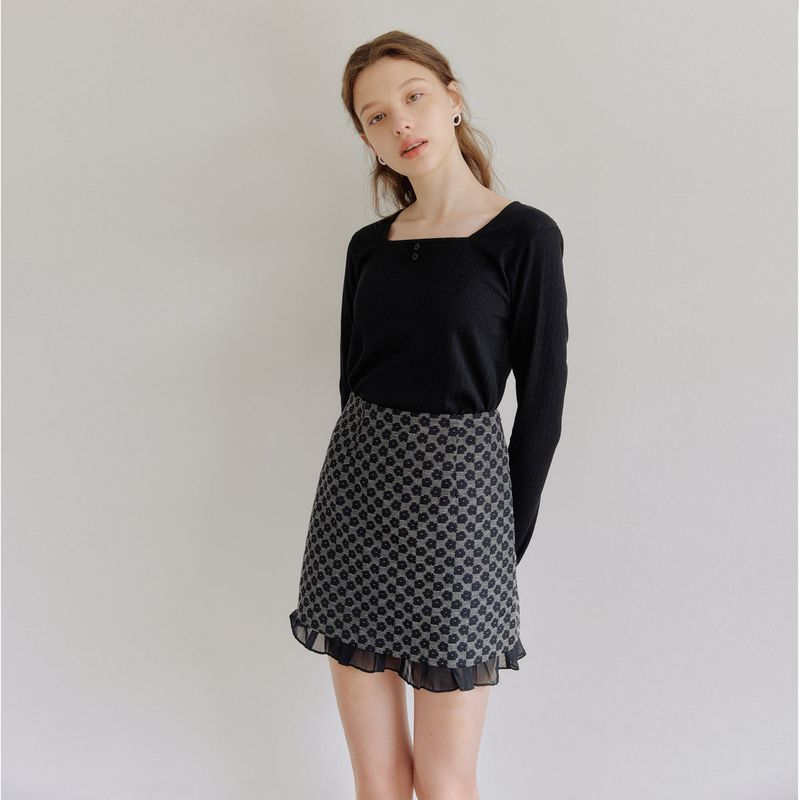 yuppe（ヤッピー）の「ジャカードフラワースカート / JACQUARD FLOWER SKIRT_BLACK（Skirts）」