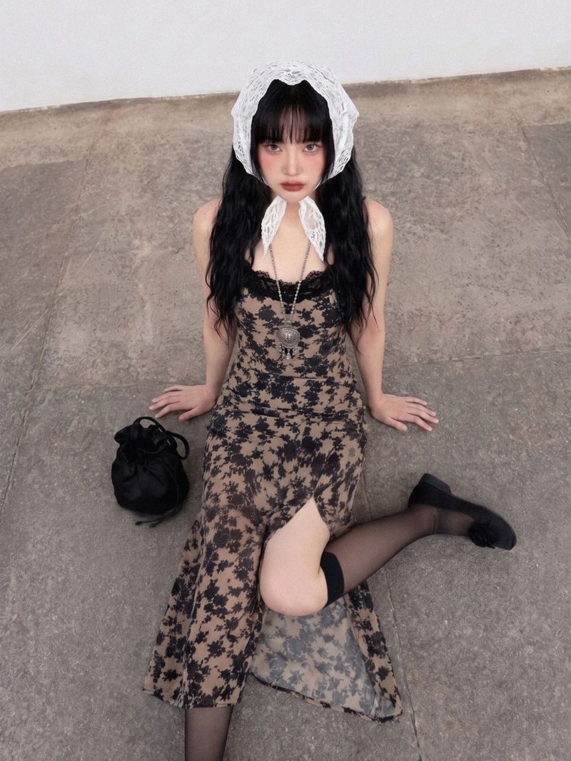 VIVIC（ビビク）の「サイレン レース ガウン スリット ドレス（ワンピース/ドレス）」