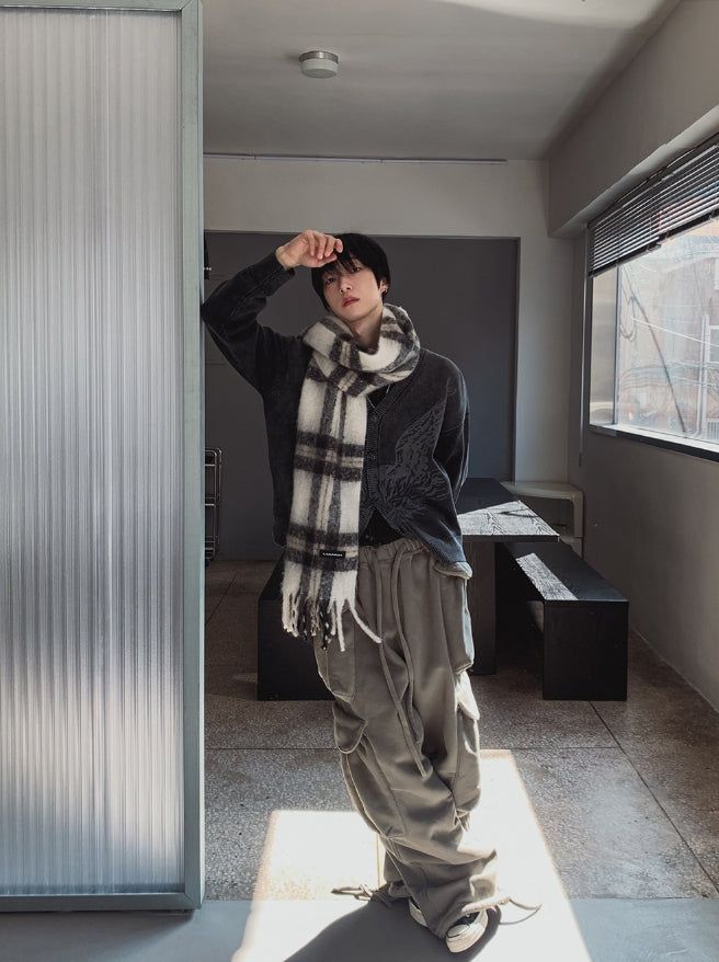 Top Washed Big Pocket Cargo Sweatpants