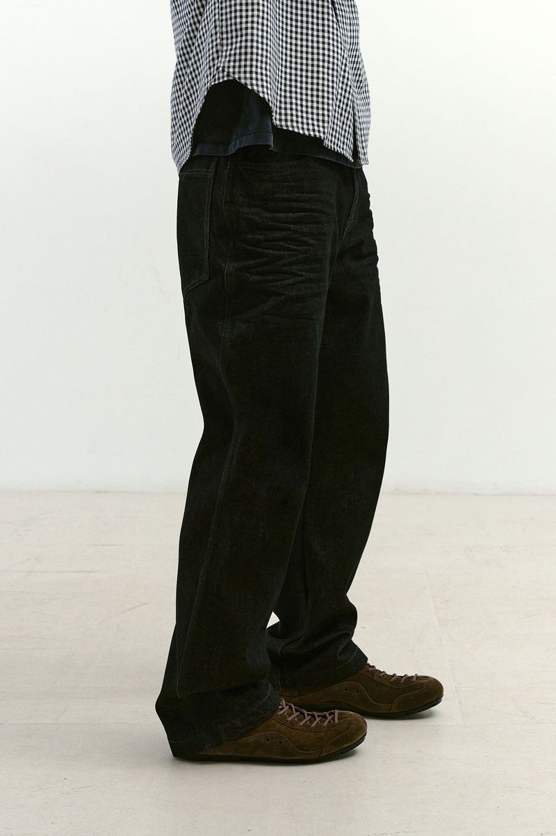 3D Fit Embossed Denim Pants (Black)