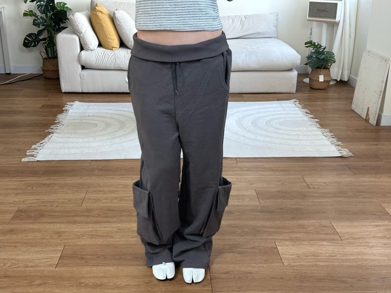 multi pocket cargo pants