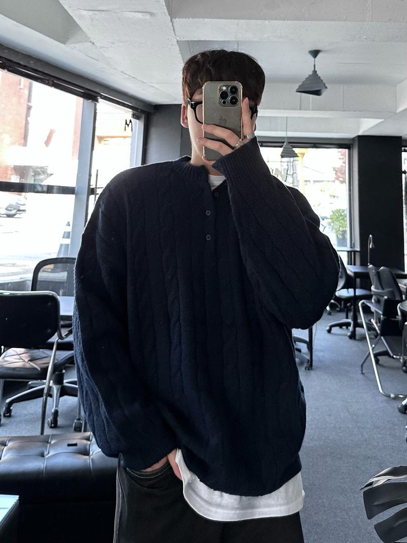 noi round button knit
