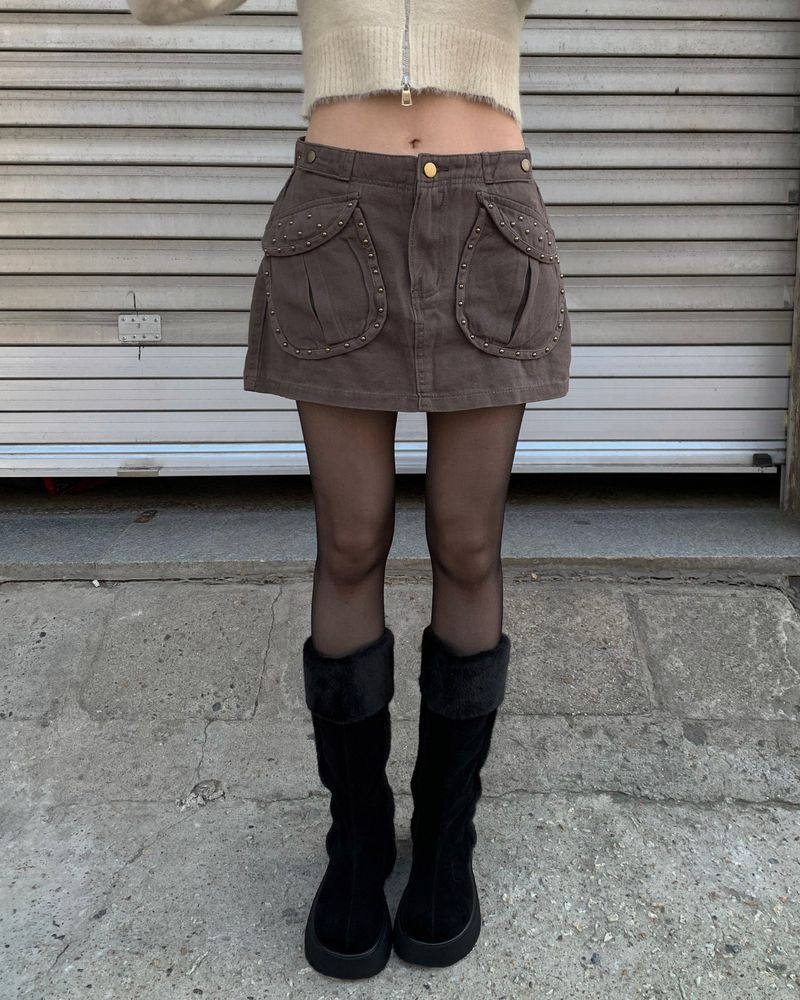 Y2K stud cargo skirt